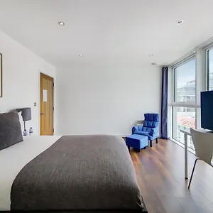 https://capital-stay-london-excel.brighton-hotels-england.com